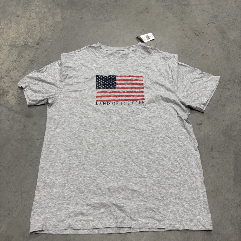 Liberty Park Mens T Shirt Medium‎ Gray Land of the Free America flag